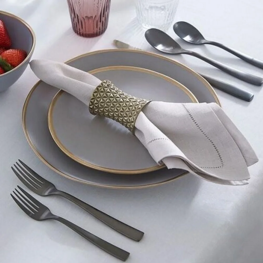 NWOT SFERRA Festival Gray 100% Linen Napkins x 3
